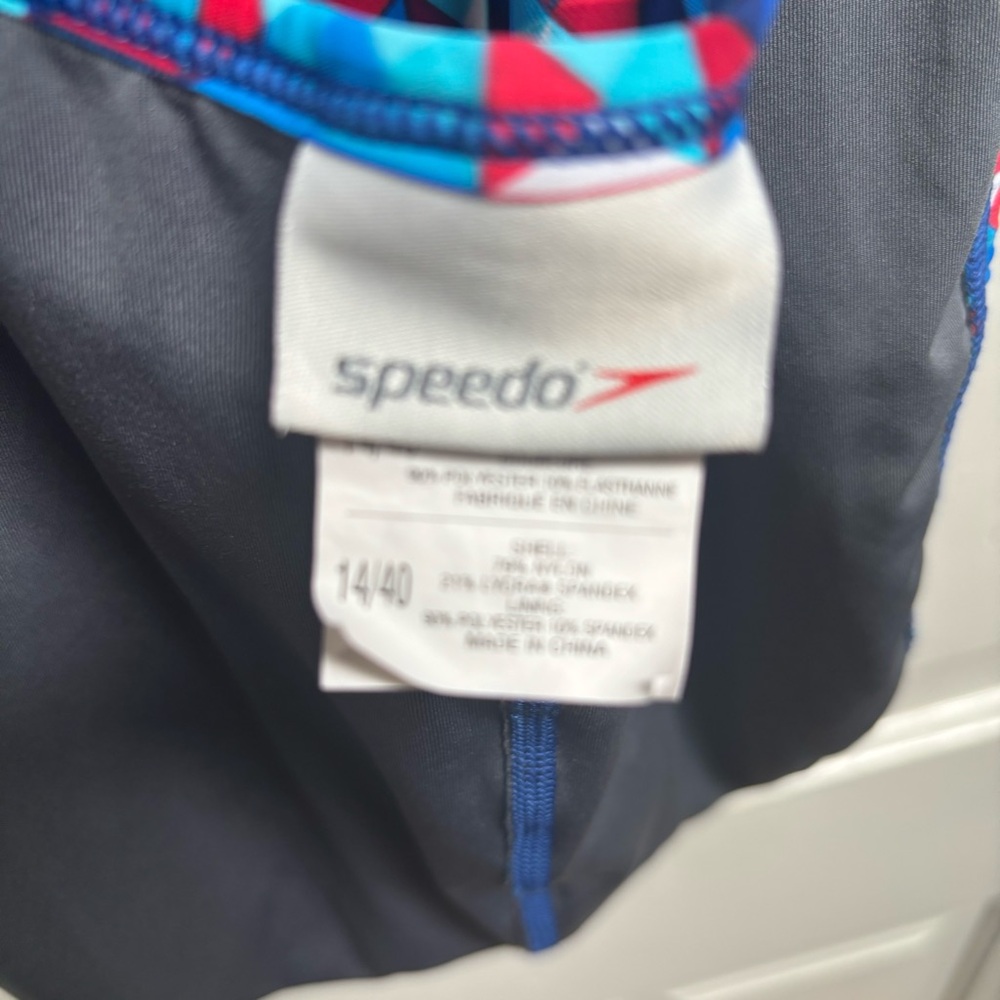 Speedo Women's One Piece - Red and Blue Fracture Pattern - Picture 8 of 8